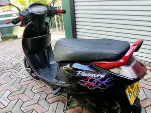 Hero Pleasure 2011 Motorbike (Used)
