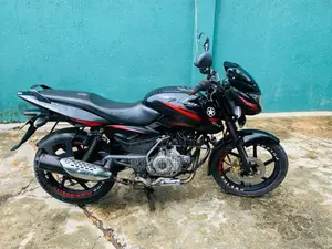 Bajaj Pulsar 150 2017 Motorbike (Used)