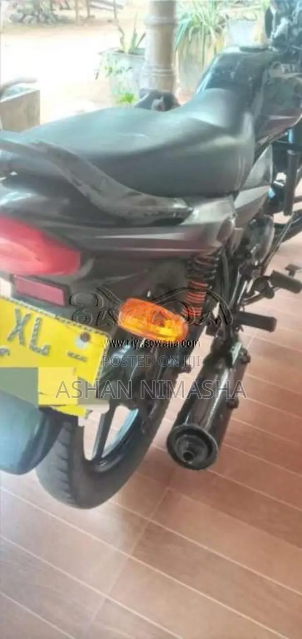 Bajaj Platina 2012 Motorbike (Used)