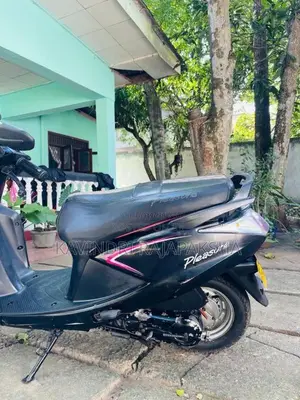 Hero Pleasure 2015 Motorbike (Used)