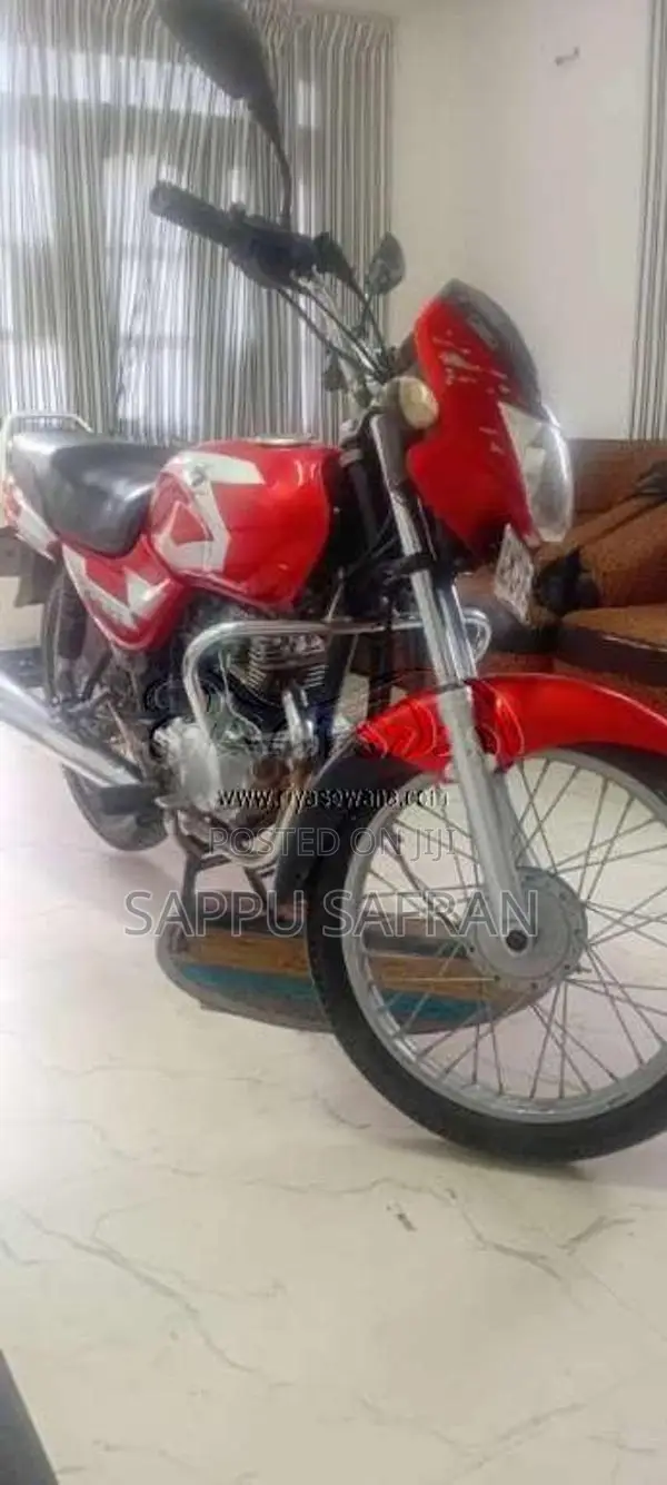 Bajaj CT-100 2005 Motorbike (Used)