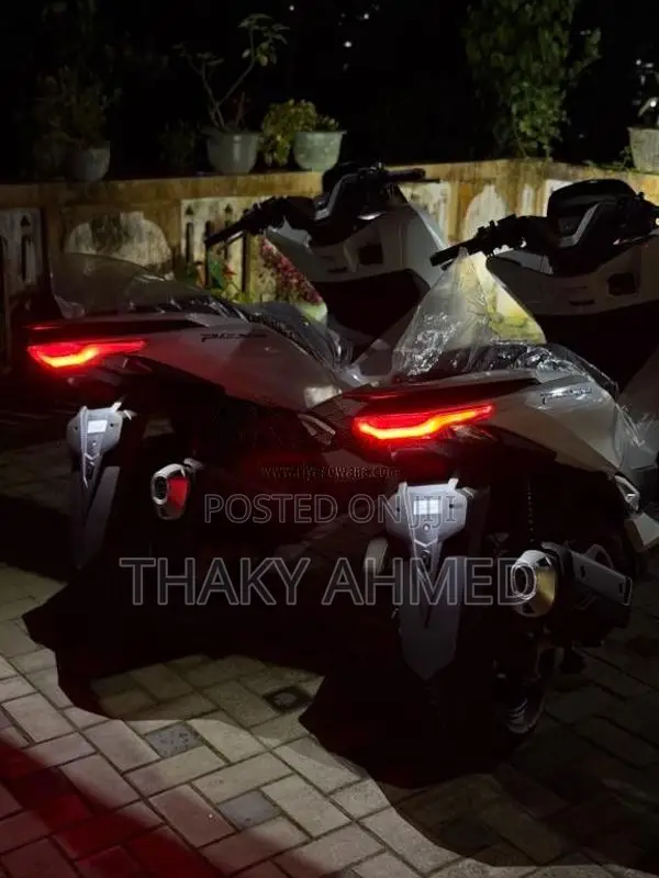 Honda Pcx 160 2026 Motorbike Brand New