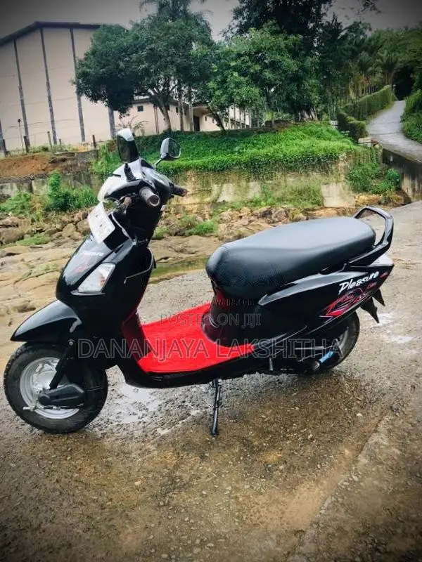 Hero Pleasure 2010 Motorbike (Used)