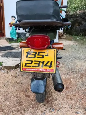 Yamaha V50 1987 Motorbike (Used)