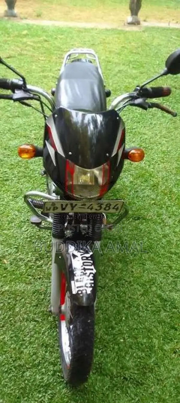 Bajaj CT-100 2010 Motorbike (Used)