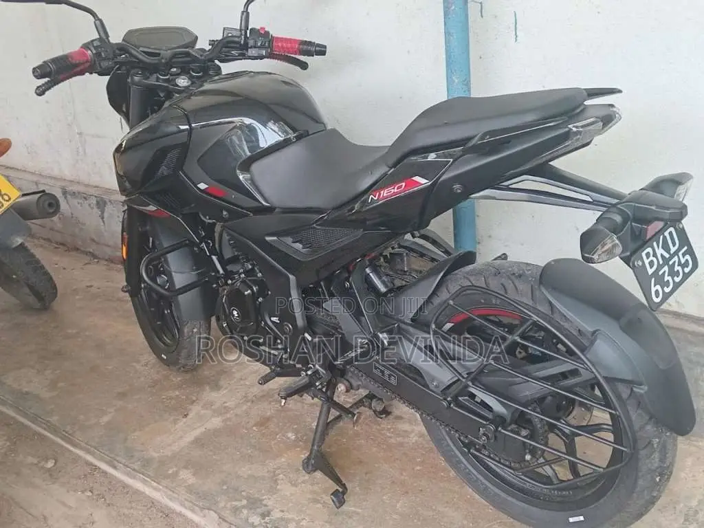 Bajaj Pulsar 2025 Motorbike (Used)