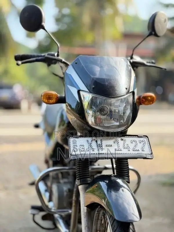 Bajaj CT-100 2012 Motorbike (Used)