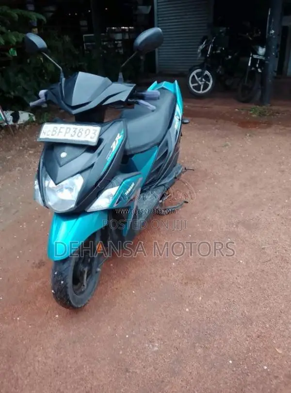 Yamaha Ray Zr 2017 Motorbike (Used)