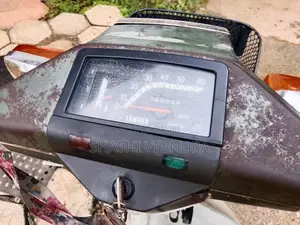 Yamaha V50 1987 Motorbike (Used)