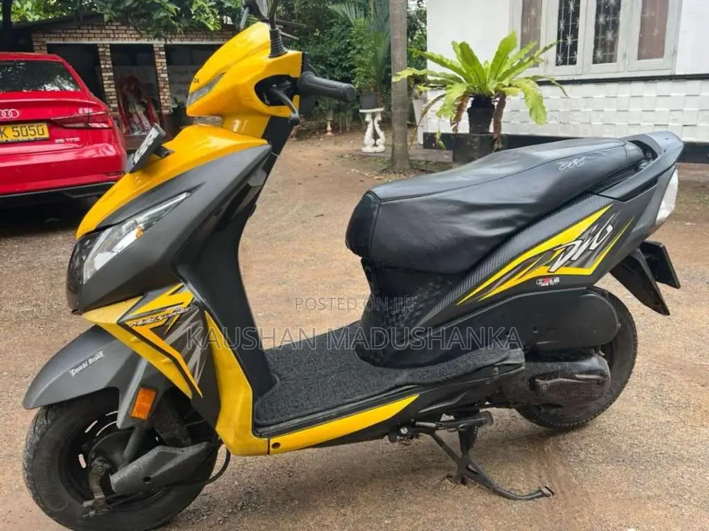 Honda Dio 2018 Motorbike (Used)