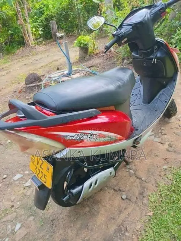 TVS Scooty Streak 2011 Motorbike (Used)