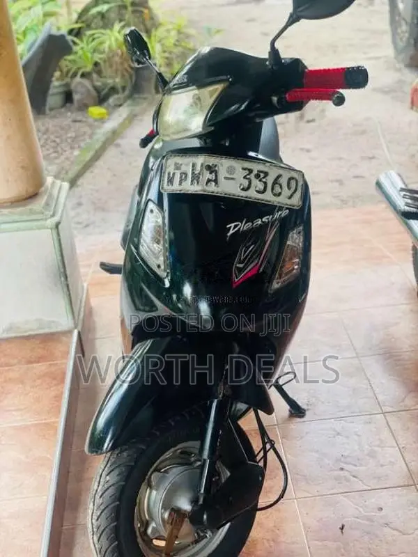 Hero Pleasure 2010 Motorbike (Used)