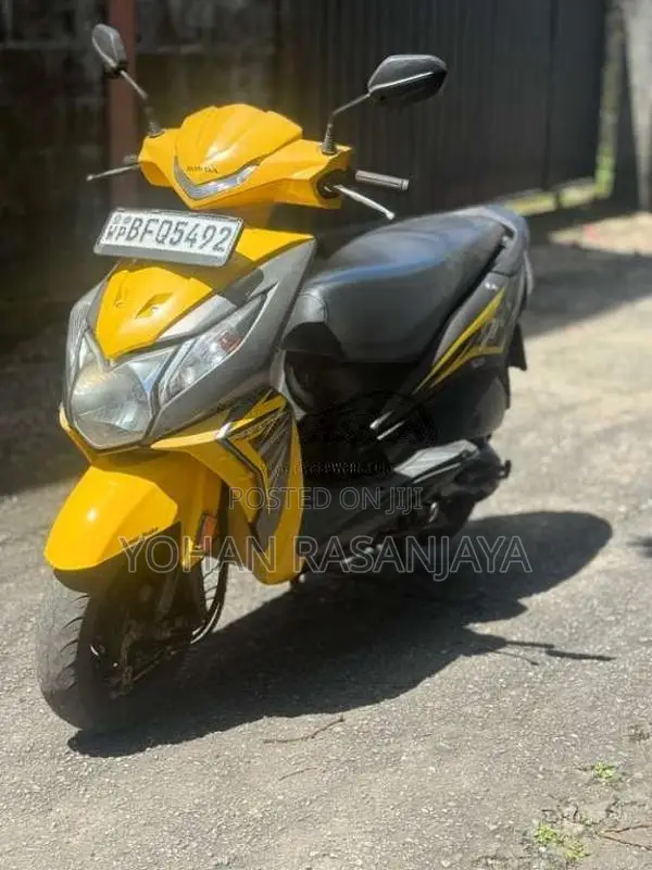 Honda Dio 2017 Motorbike (Used)