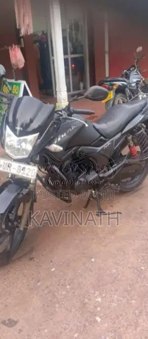 Hero-Honda Hunk 2012 Motorbike (Used)