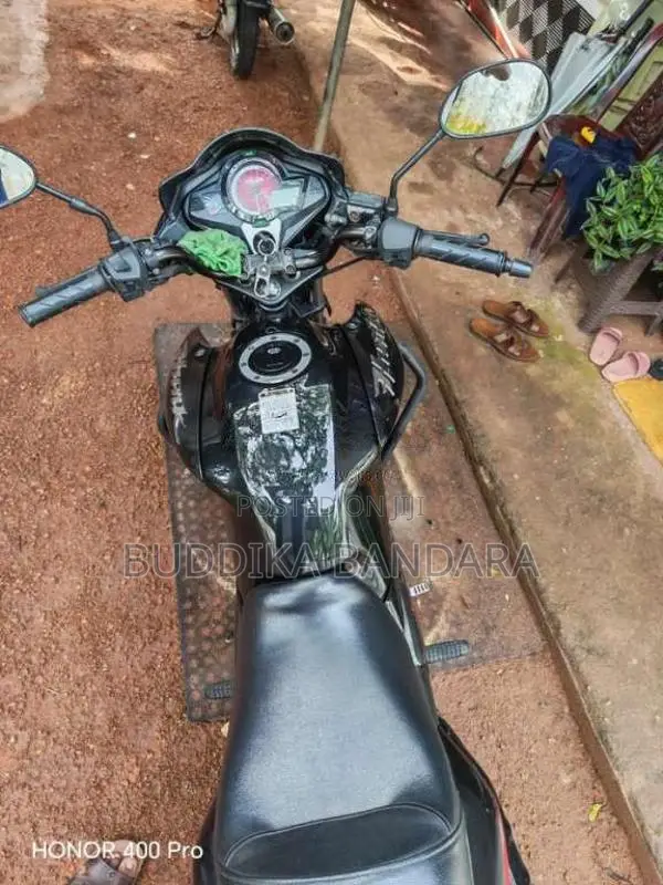 Hero-Honda Hunk 2017 Motorbike (Used)