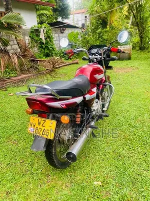 Bajaj CT-100 2011 Motorbike (Used)