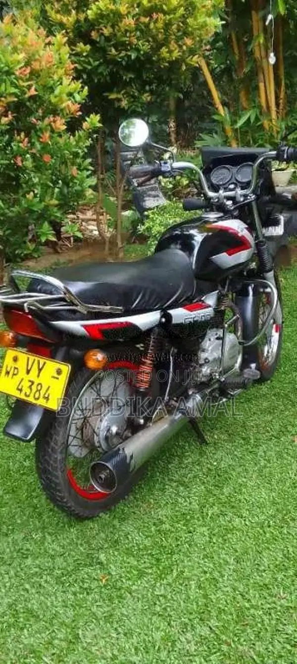 Bajaj CT-100 2010 Motorbike (Used)