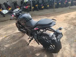 Bajaj Pulsar 2025 Motorbike (Used)
