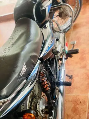 Bajaj CT-100 2016 Motorbike (Used)