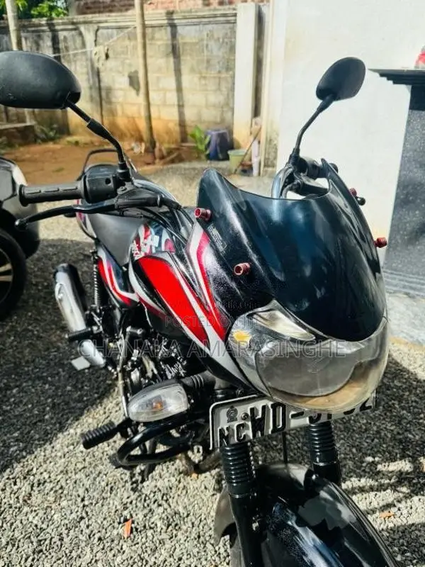 Bajaj Discover 2011 Motorbike (Used)