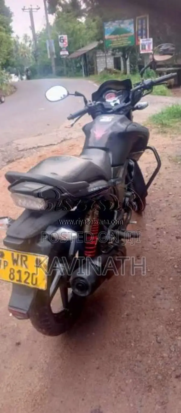 Hero-Honda Hunk 2012 Motorbike (Used)