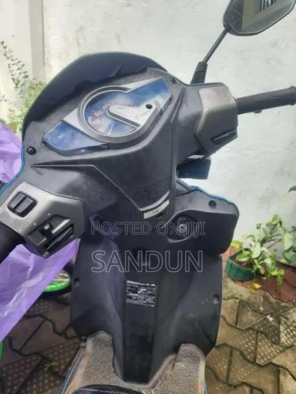 Hero Maestro 2019 Motorbike (Used)