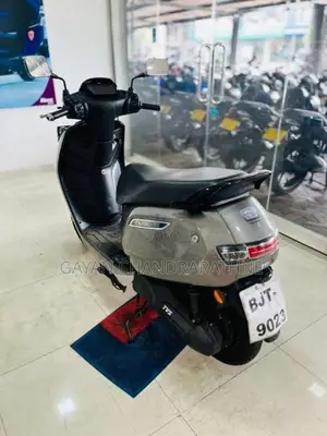 TVS I Qube 2025 Motorbike (Used)