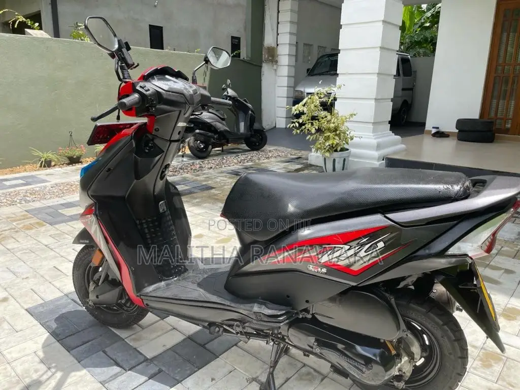 Honda Dio 2019 Motorbike (Used)