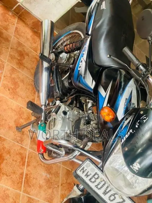 Bajaj CT-100 2016 Motorbike (Used)