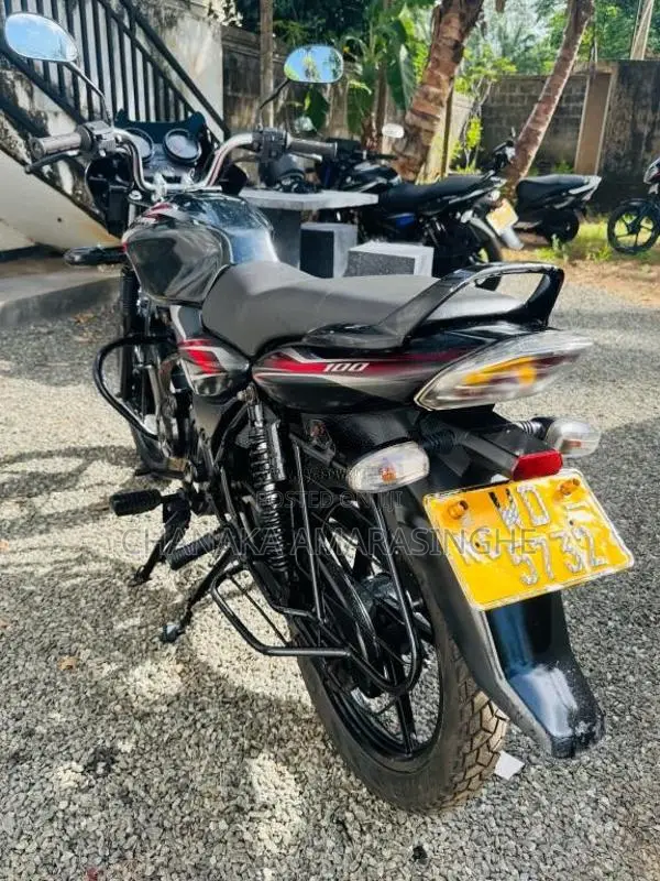 Bajaj Discover 2011 Motorbike (Used)
