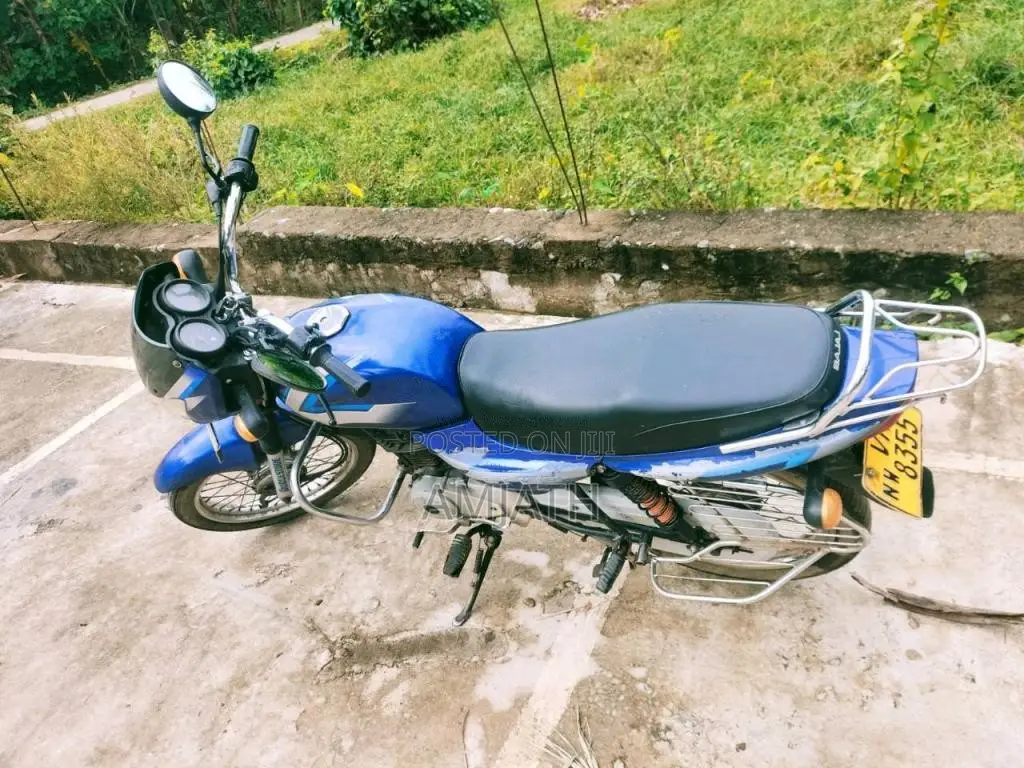Bajaj CT-100 2012 Motorbike (Used)
