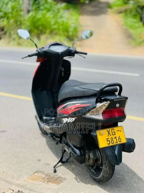 Honda Dio 2011 Motorbike (Used)