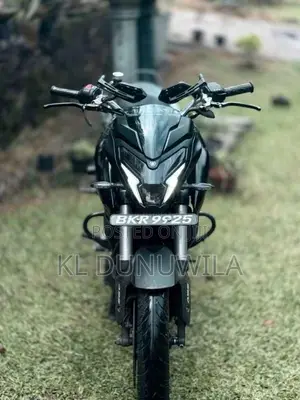 Bajaj Pulsar NS200 2025 Motorbike (Used)