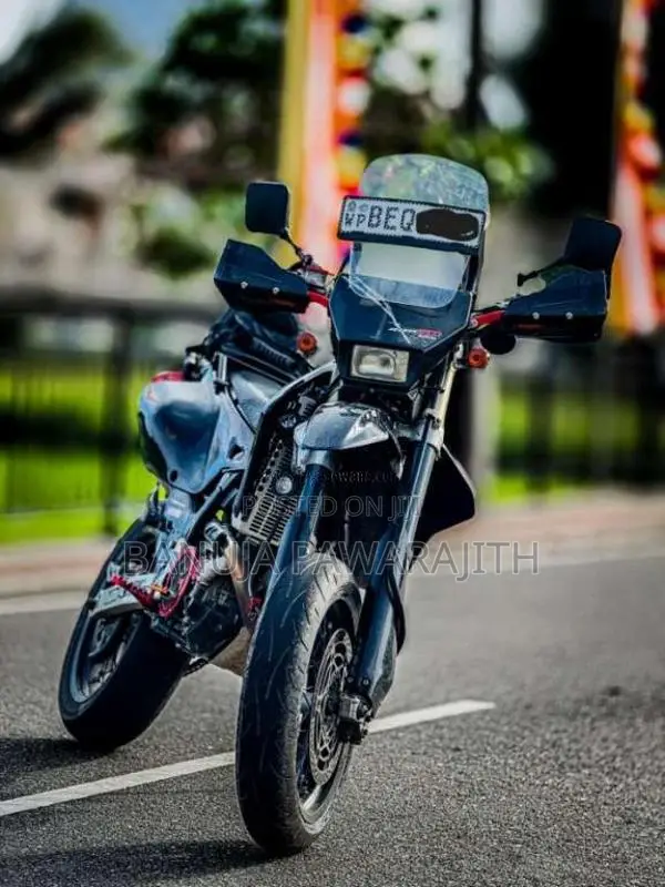 Suzuki DRZ 400SM 2017 Motorbike (Used)