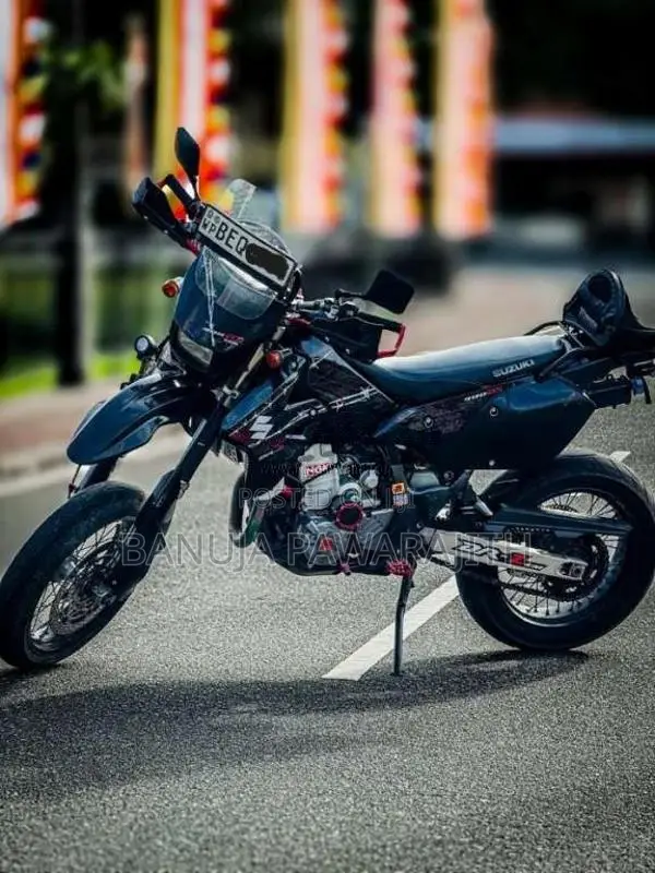 Suzuki DRZ 400SM 2017 Motorbike (Used)