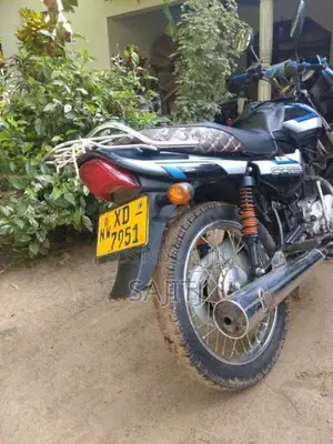 Bajaj CT-100 2012 Motorbike (Used)