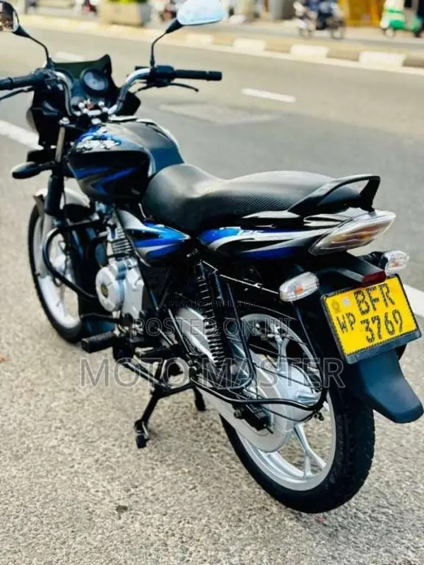 Bajaj Discover 2017 Motorbike (Used)