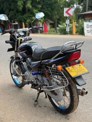 Bajaj CT-100 2017 Motorbike (Used)