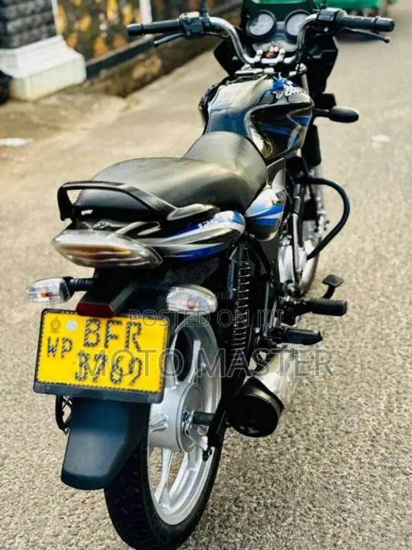Bajaj Discover 2017 Motorbike (Used)