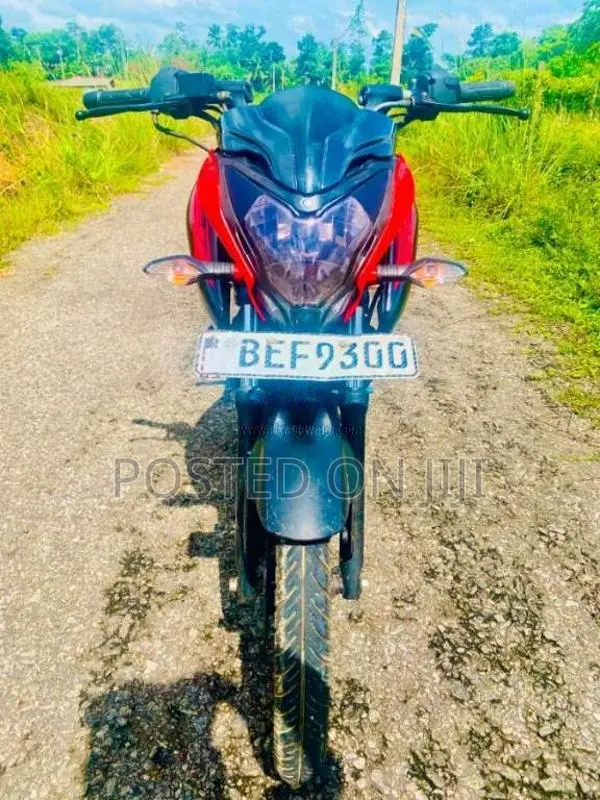 Bajaj Pulsar 2016 Motorbike (Used)