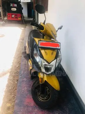 Honda Dio 2019 Motorbike (Used)