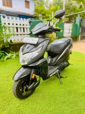 Honda Dio 2019 Motorbike (Used)