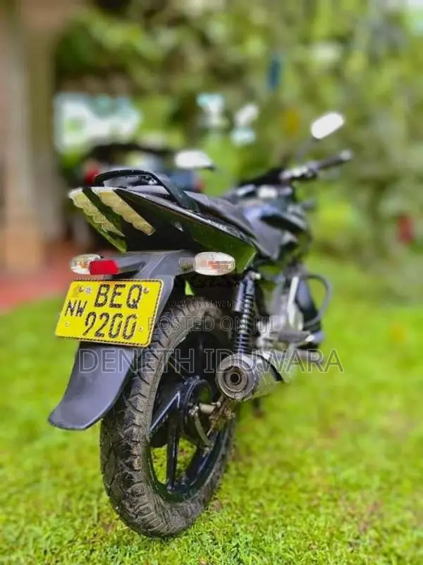 Bajaj Pulsar 2016 Motorbike (Used)