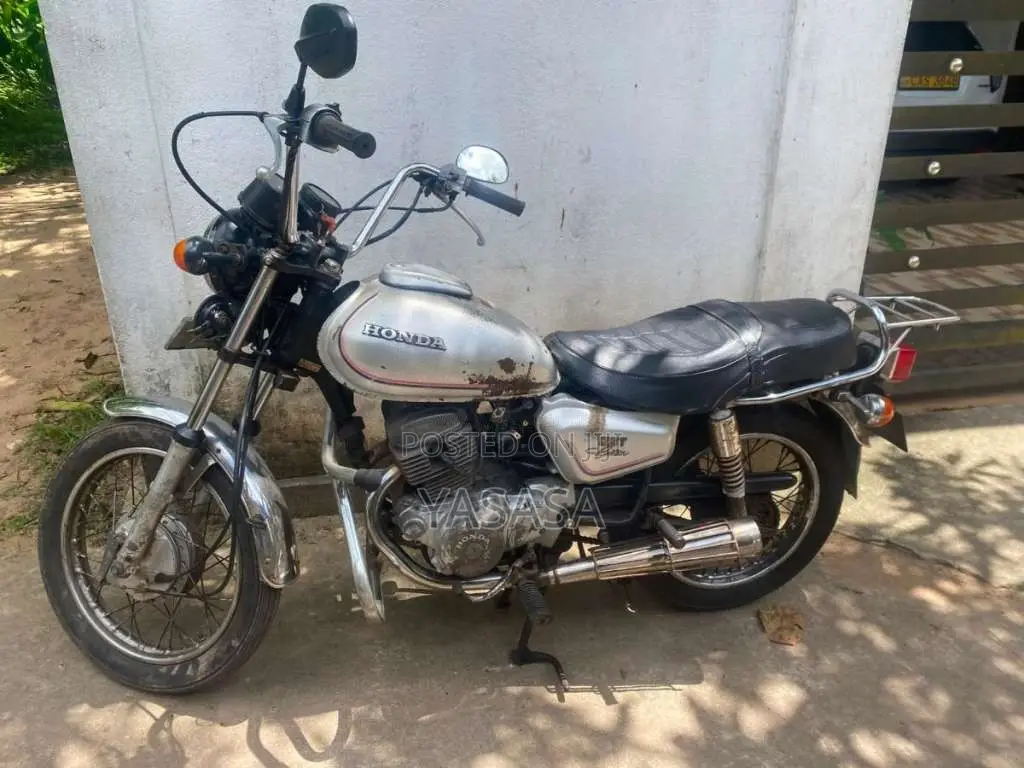 Honda CM Custom 1992 Motorbike (Used)