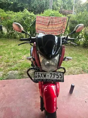 Hero Hunk 2013 Motorbike (Used)