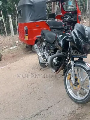 Bajaj Pulsar 2005 Motorbike (Used)
