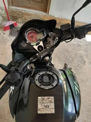 Hero-Honda Hunk 2017 Motorbike (Used)