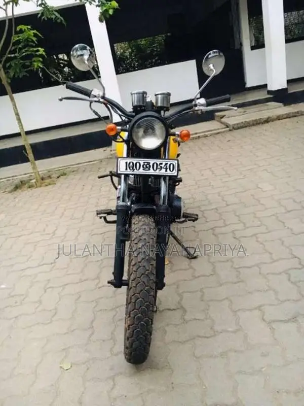 Honda CM Custom 1984 Motorbike (Used)