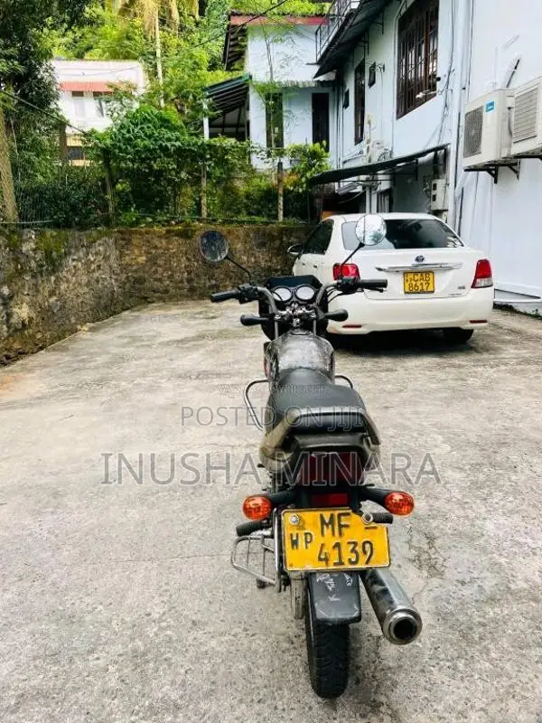 Bajaj CT-100 2009 Motorbike (Used)