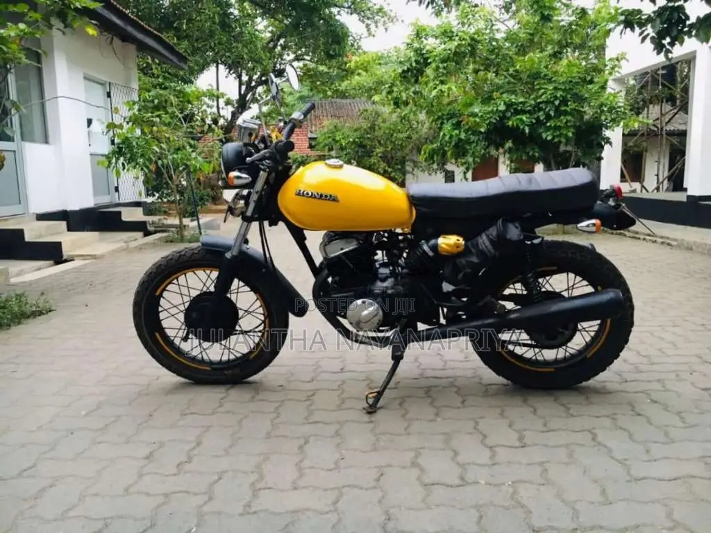 Honda CM Custom 1984 Motorbike (Used)